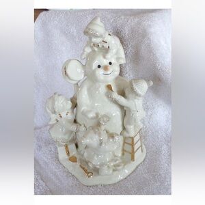 Holiday Snowman Figurine with Children - Cream
